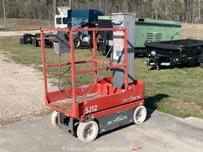 2017 Skyjack SJ12 12' Electric Vertical Mast Lift Personnel Man Aerial bidadoo