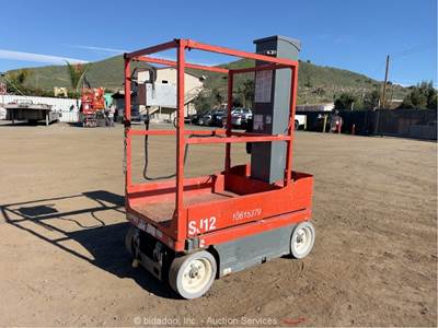 2017 Skyjack SJ12 12' Electric Vertical Mast Lift Personnel Man Aerial bidadoo