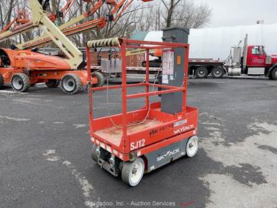2017 Skyjack SJ12 12' Electric Vertical Mast Lift Personnel Man Aerial bidadoo