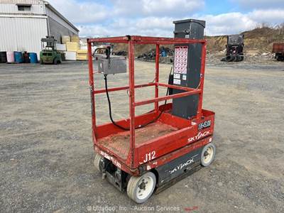 2017 Skyjack SJ12 12' Electric Vertical Mast Lift Personnel Man Aerial bidadoo