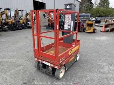 2019 Skyjack SJ12 12' Electric Vertical Mast Lift Personnel Man Aerial bidadoo