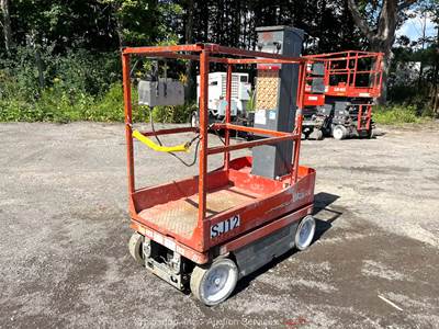 2015 Skyjack SJ12 12' Electric Vertical Mast Lift Personnel Man Aerial bidadoo