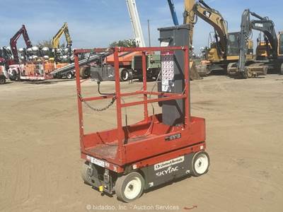2018 Skyjack SJ12 12' Electric Vertical Mast Lift Personnel Man Aerial bidadoo