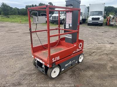 2018 Skyjack SJ16 16' Electric Vertical Mast Lift Personnel Man Aerial bidadoo
