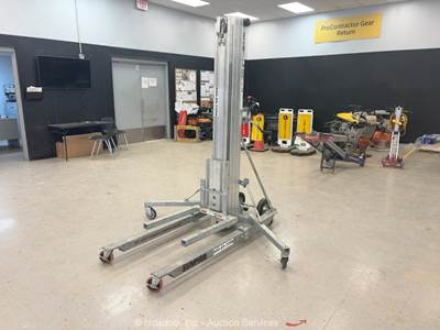 2019 Sumner 2118 18' Portable Material Lift Hoist 650 lbs Capacity Tool bidadoo