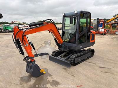 2024 AGT MY50R Mini Excavator Crawler Cab Blade Hydraulic Thumb Aux bidadoo -New