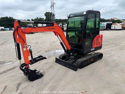 2022 AGT QNT50R Mini Excavator Crawler Cab Hydraulic Thumb Aux Hyd bidadoo