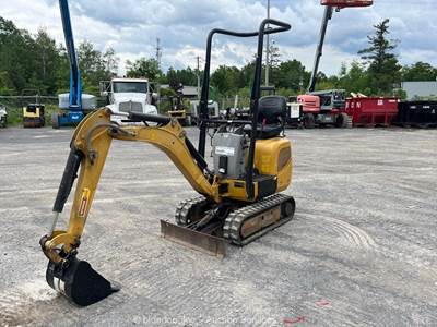 2015 Caterpillar 300.9D Mini Excavator Backhoe Aux Hyd Bucket Diesel bidadoo