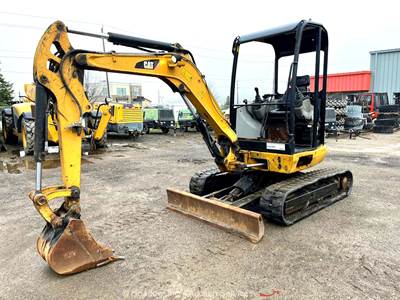 2017 Caterpillar 302.7DCR Mini Excavator Backhoe Aux Hydraulics Bucket bidadoo