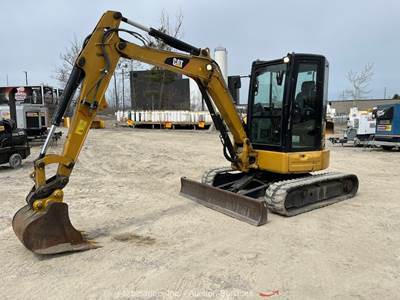 2017 Caterpillar 304E2 CR Mini Excavator Rubber Tracks Cab Backhoe bidadoo