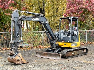 2018 John Deere 50G Mini Excavator Backhoe Dozer Bucket Thumb Aux Hyd QC bidadoo