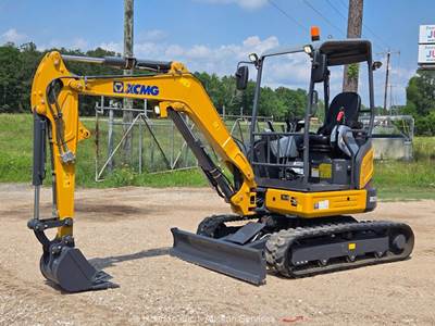 2022 XCMG XE27E Mini Excavator Backhoe Bucket Blade Aux Kubota Diesel bidadoo