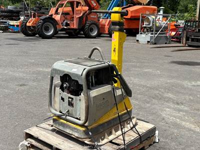 2022 Wacker Neuson DPU6555HE Reversible Plate Compactor Hatz Diesel bidadoo