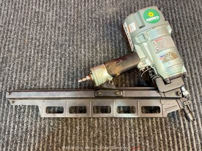 2017 Hitachi NR 83A3 Pneumatic Finishing Nailer Gun Air Power Hand Tool bidadoo