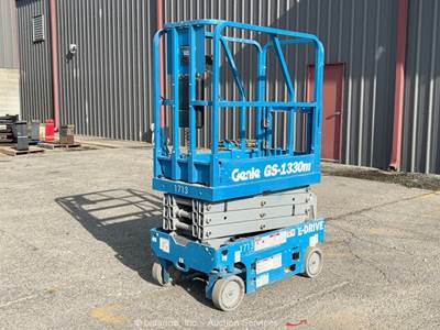 2019 Genie GS-1330M 13' Electric Scissor Lift Man Aerial Work Platform bidadoo