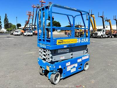 2018 Genie GS-1930 19' Electric Scissor Lift Man Aerial Work Platform bidadoo
