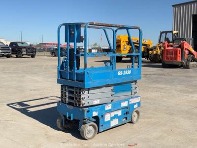 2017 Genie GS-1930 19' Electric Scissor Lift Man Aerial Platform -Parts/Repair