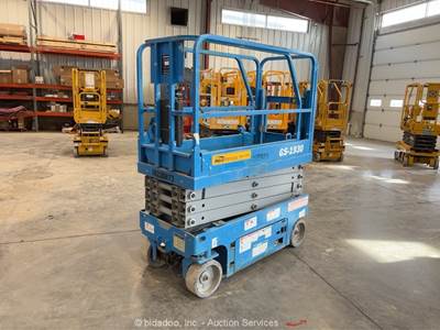 2018 Genie GS-1930 19' Electric Scissor Lift Man Aerial Platform Manlift bidadoo