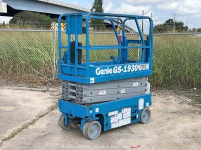 2017 Genie GS-1930 19' Electric Scissor Lift Man Aerial Manlift Platform bidadoo