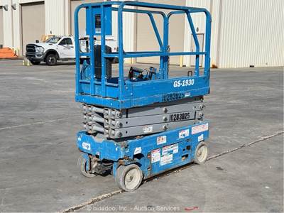2019 Genie GS-1930 19' Electric Scissor Lift Mobile Aerial Work Platform bidadoo
