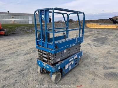 2016 Genie GS-1930 19' Electric Scissor Lift Man Aerial Platform 24V DC bidadoo
