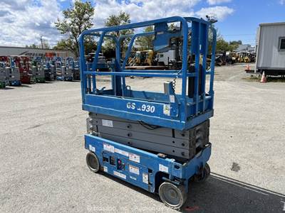 2018 Genie GS-1930 19' Electric Scissor Lift Man Aerial Platform bidadoo
