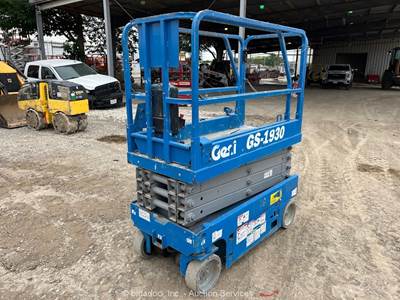 2016 Genie GS-1930 19' Electric Scissor Lift Man Aerial Work Platform bidadoo