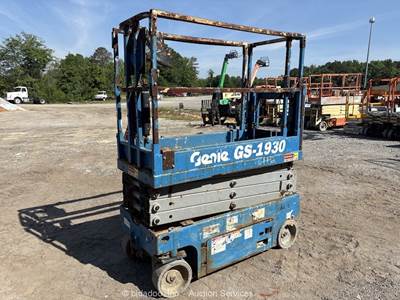 2017 Genie GS-1930 19' Electric Scissor Lift Man Aerial Platform Manlift bidadoo