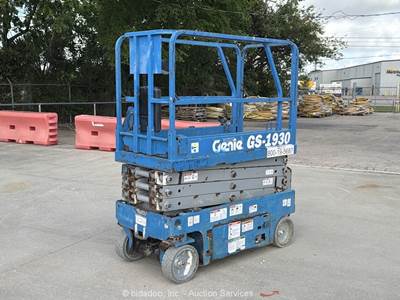 2017 Genie GS-1930 19' Electric Scissor Lift Man Aerial Platform Manlift bidadoo
