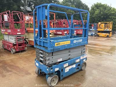 2018 Genie GS-1930 19' Electric Scissor Lift Man Aerial Work Platform bidadoo