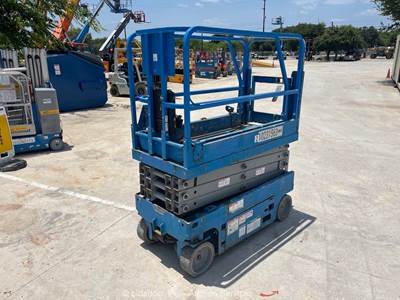 2017 Genie GS-1930 19' Electric Scissor Lift Man Aerial Platform -Parts/Repair
