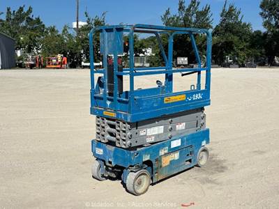 2018 Genie GS-1930 19’ Electric Scissor Lift Man Aerial Work Platform bidadoo