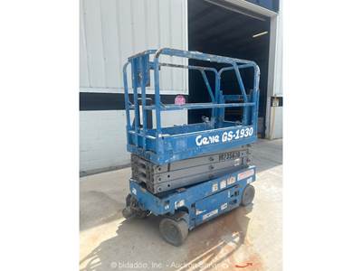 2018 Genie GS1930 19' Electric Scissor Lift Man Aerial Platform Manlift bidadoo
