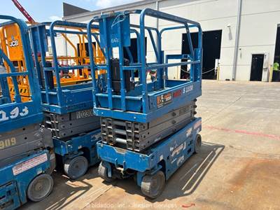 2017 Genie GS-1930 19’ Electric Scissor Lift Man Aerial Platform -Parts/Repair