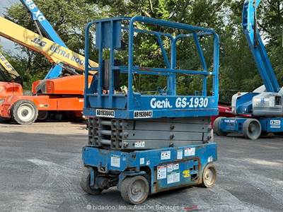 2014 Genie GS-1930 19' Electric Scissor Lift Man Aerial Platform Manlift bidadoo