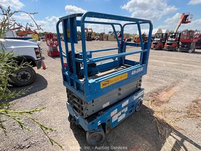 2019 Genie GS-1930 19' Electric Scissor Lift Man Aerial Platform -Parts/Repair