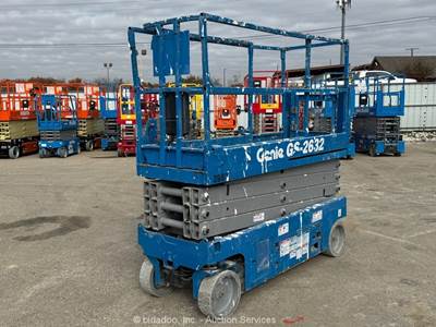 2017 Genie GS-2632 26' Electric Scissor Lift Man Aerial Platform Manlift bidadoo