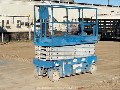 2013 Genie GS-2632 26' Electric Scissor Lift Man Aerial Manlift -Parts/Repair