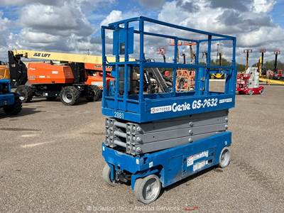 2017 Genie GS-2632 26' Electric Scissor Lift Man Aerial Platform Manlift bidadoo