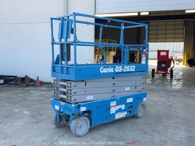 2017 Genie GS-2632 26' Electric Scissor Lift Man Aerial Platform Manlift bidadoo