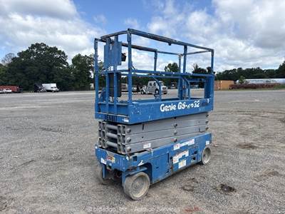 2019 Genie GS-2632 26' Electric Scissor Lift Man Aerial Platform Manlift bidadoo