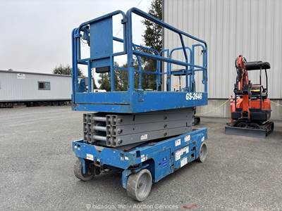2018 Genie GS-2646 26' Electric Scissor Lift Man Aerial Platform MEWP bidadoo