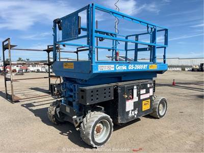 2017 Genie GS-2669 RT 26' 4WD Dual Fuel Rough Terrain Scissor Lift Man bidadoo