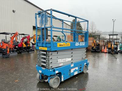 2020 Genie GS-3232 32' Electric Scissor Lift Man Aerial Platform bidadoo