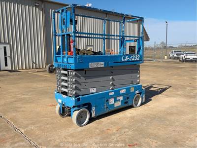 2017 Genie GS-3232 32' Electric Scissor Lift Man Aerial Manlift Platform bidadoo