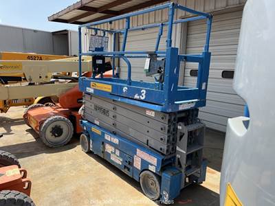 2017 Genie GS-3232 32' Electric Scissor Lift Man Aerial Platform -Parts/Repair