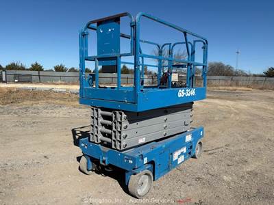 2018 Genie GS-3246 32’ Electric Scissor Lift Man Aerial Platform Manlift bidadoo