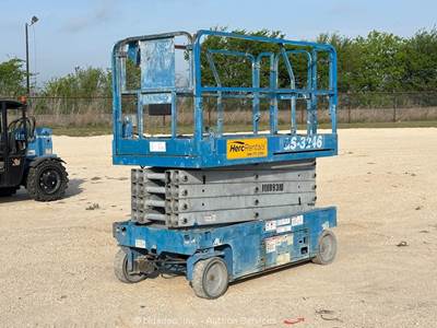 2016 Genie GS-3246 32’ Electric Scissor Lift Man Aerial Platform Manlift bidadoo