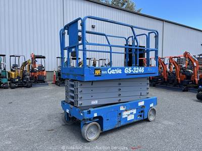 2017 Genie GS-3246 32' Electric Scissor Lift Man Aerial Platform Manlift bidadoo