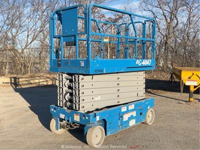 2017 Genie GS-4047 40' Electric Scissor Lift Man Aerial Platform Manlift bidadoo